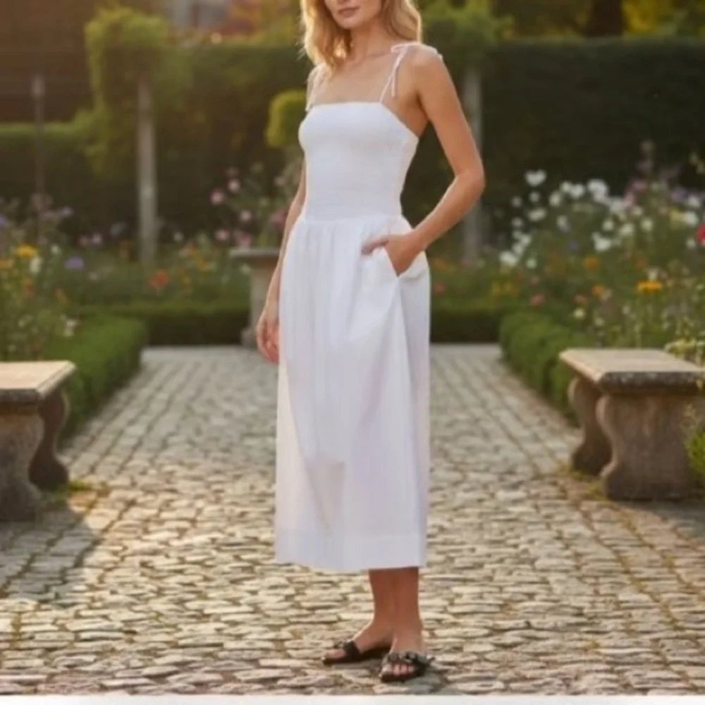 ASTR The Label Drop Smoked Midi Dress Size Medium White‎ NWOT - Picture 15 of 15